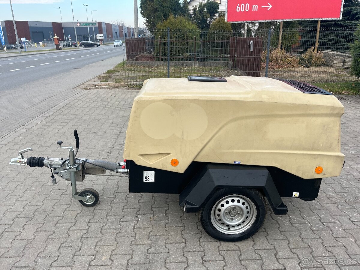 Mobilní Šroubový kompresor DOOSAN 7/31E, Atlas Copco Atmos