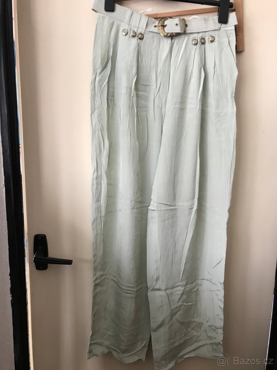 Kalhoty letní vel.40
