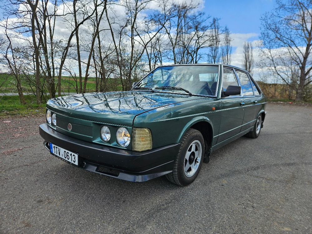 Tatra 613/4 karburátor