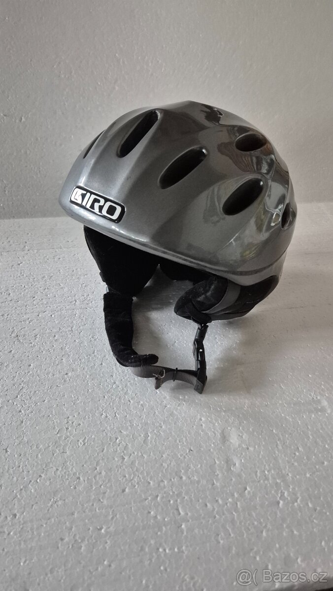 Dětská lyžařská přilba