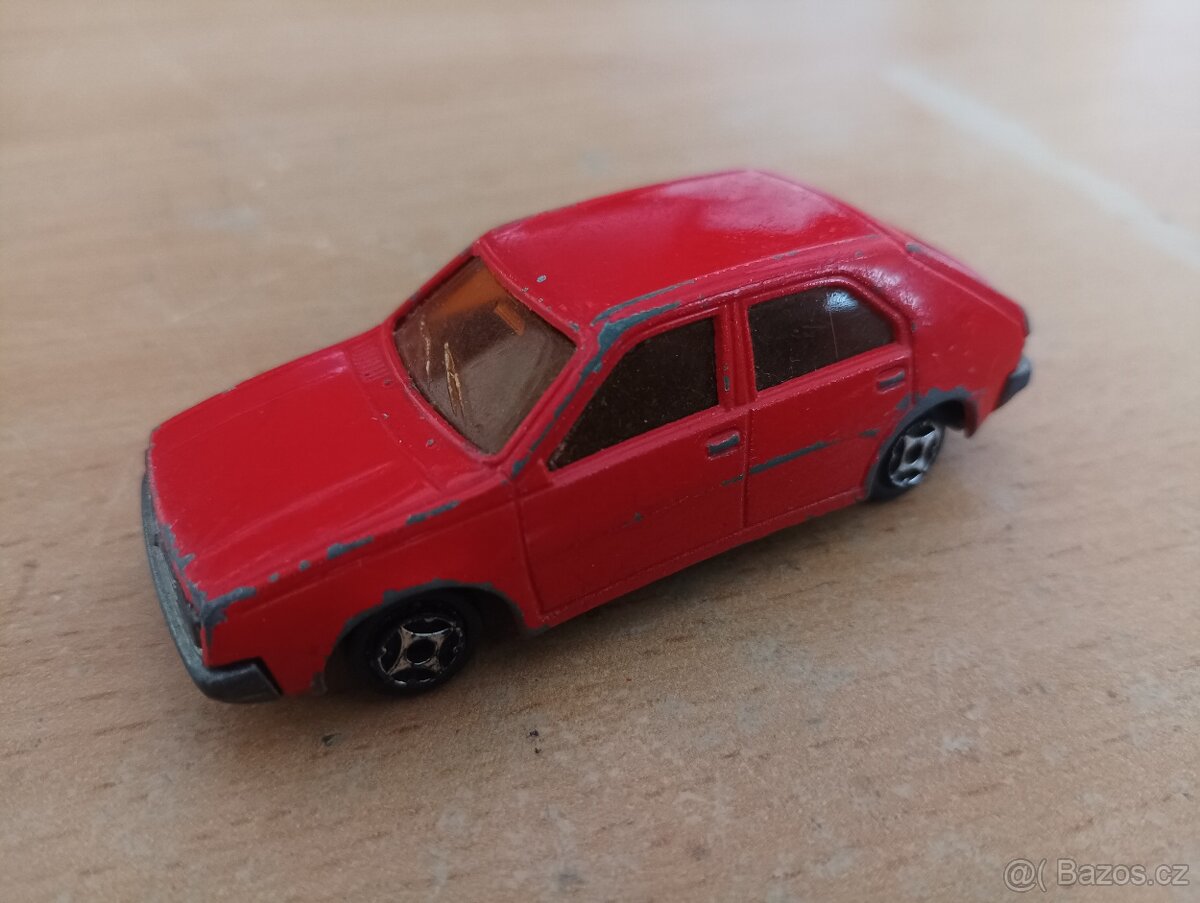 Modely autíček Matchbox,Schuco,Corgi Juniors,Norev