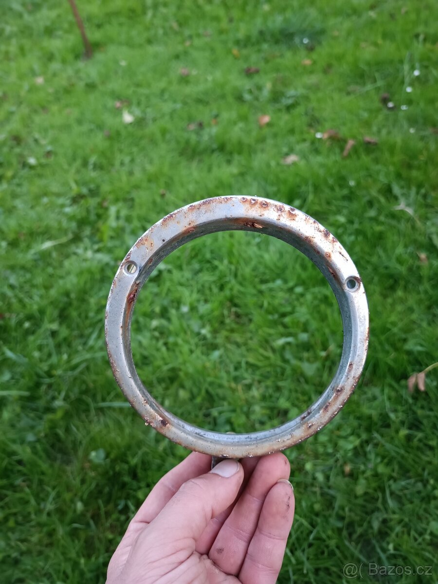 Rámeček Světla Jawa Mustang 23