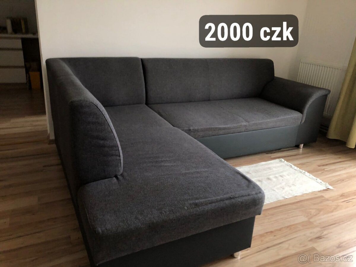 Rozkládací pohovka ve velmi dobrém stavu (k vyzvednutí v Pra