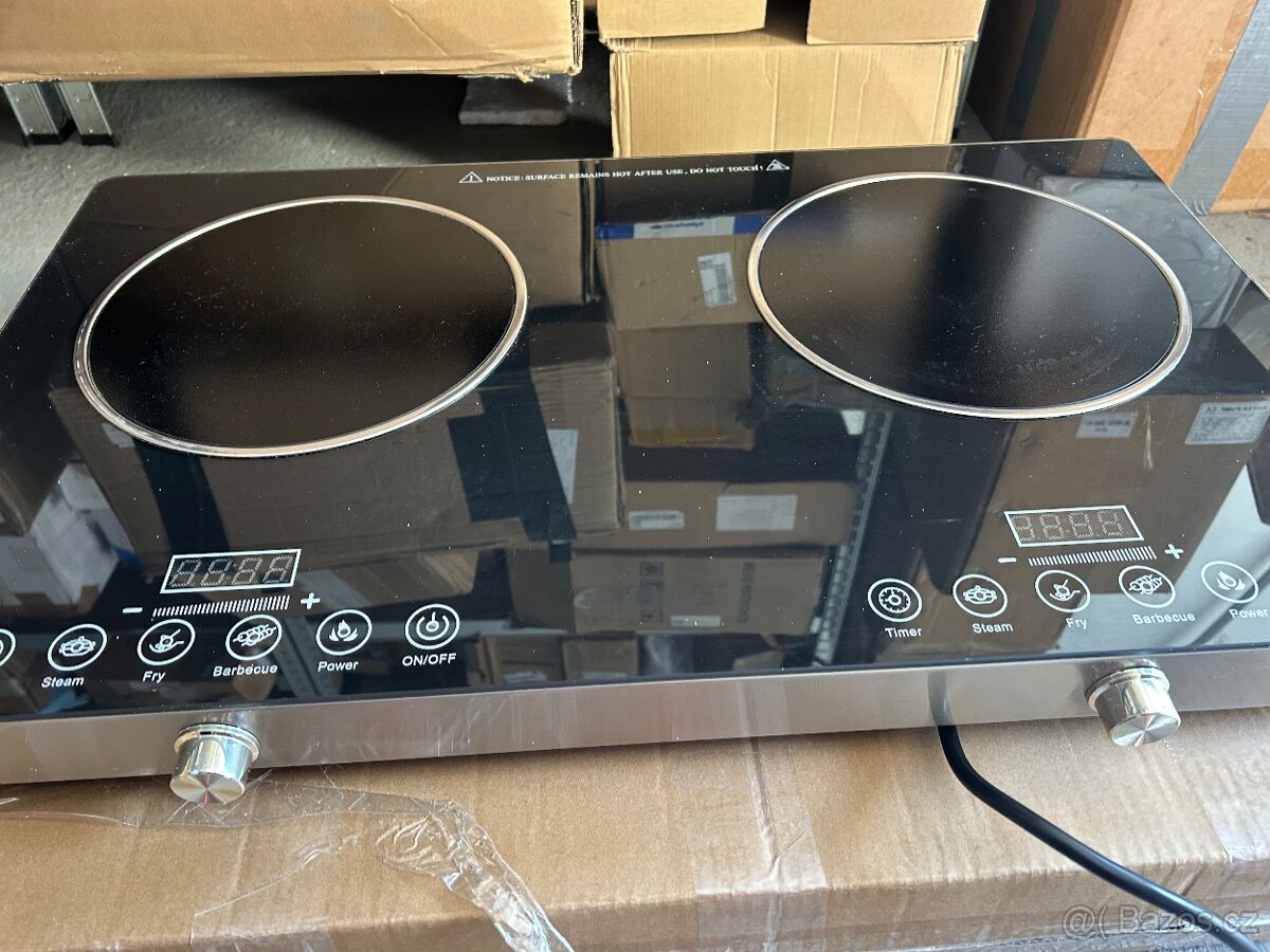 Nový stolní dvouplotýnkový indukční vařič.