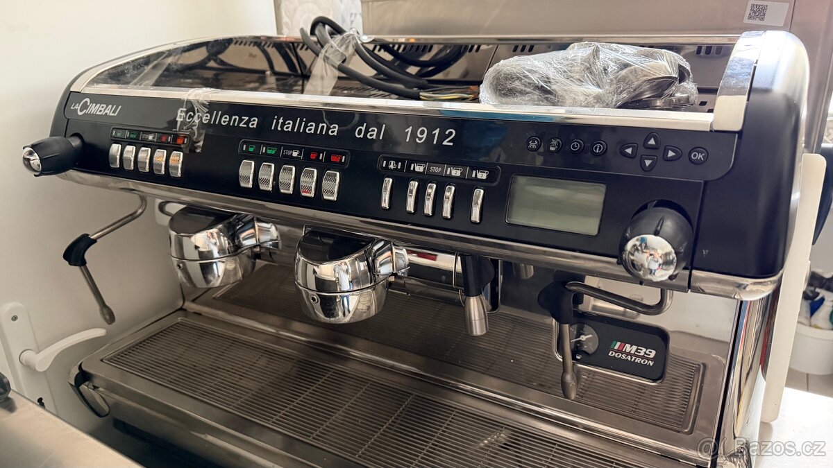Profi kávovar La Cimbali M39 dosatron. 2 Páky.