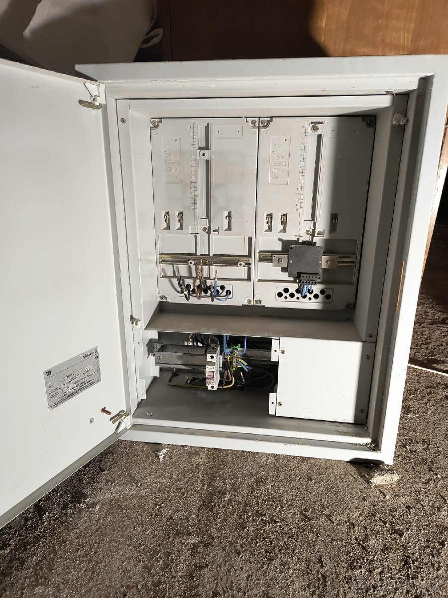 Elektrický rozvaděč