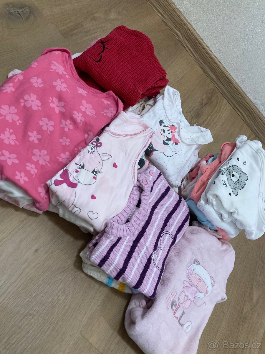 Dětské oblečení 50–68 | 29 ks | 500 Kč