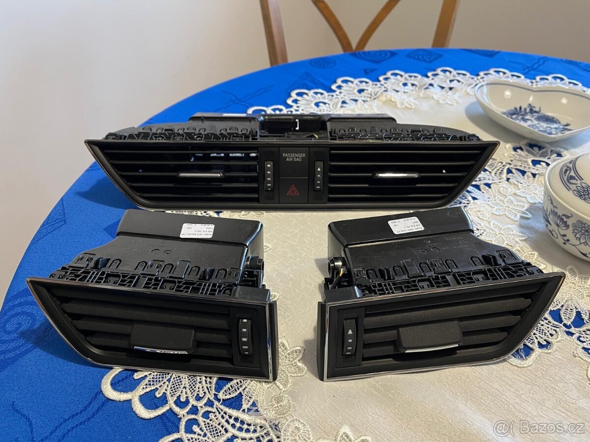 Výdechy topení (klimatizace) Škoda Superb 3