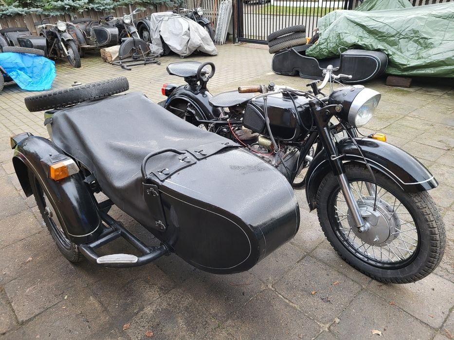Ural,Dněpr Mt 12 s náhonem side 82 rok