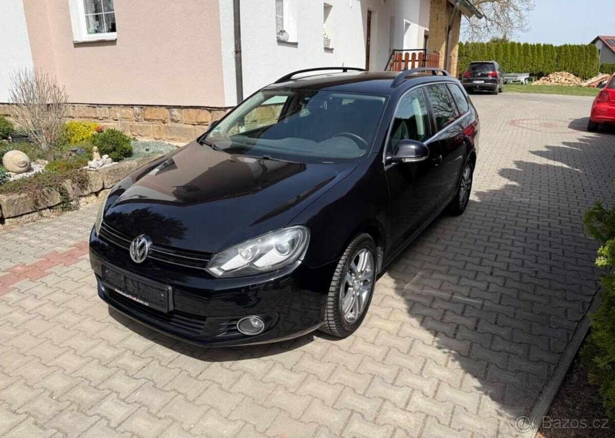 Volkswagen Golf 1,4 TSi Comfortline pravid.ser benzín