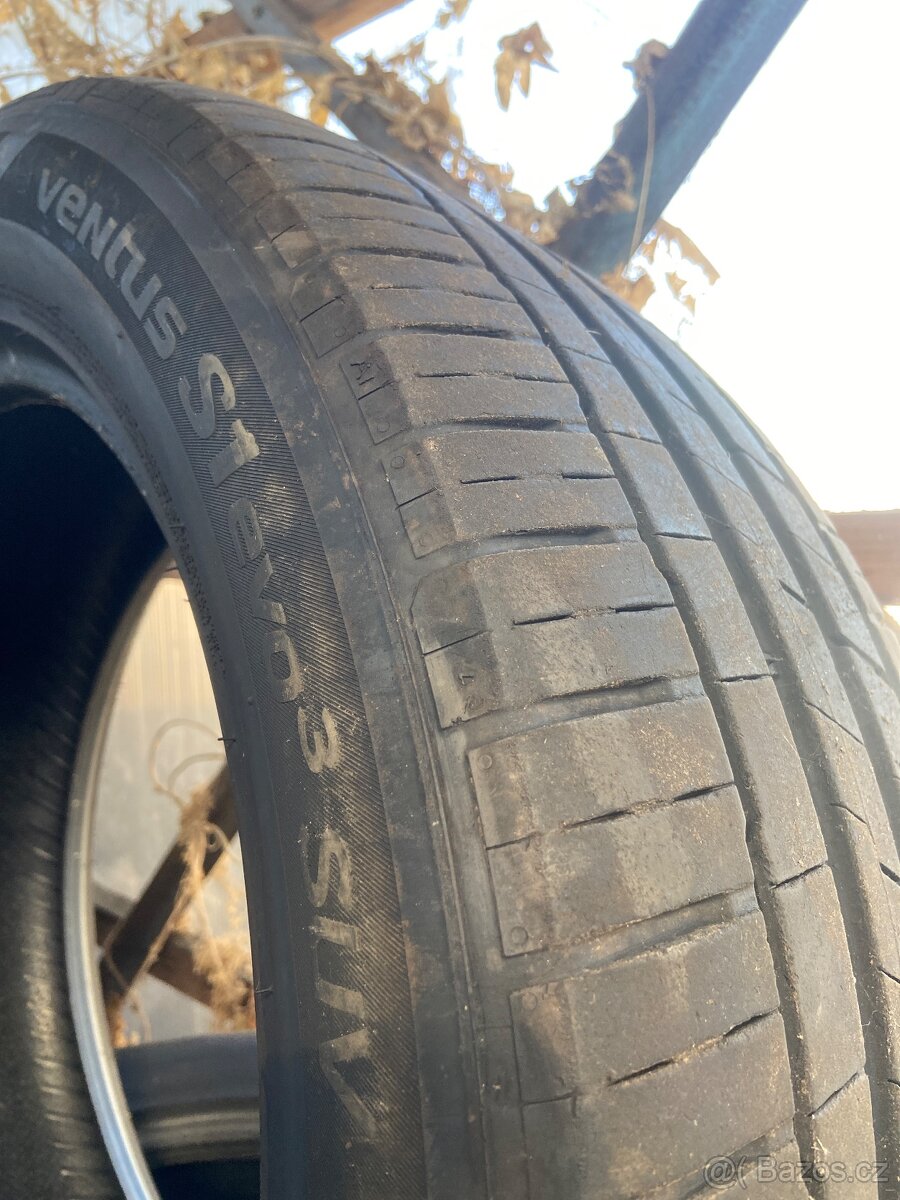Letní pneu Hankook 235/55 R19