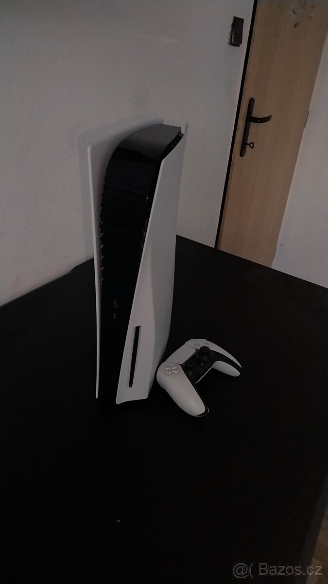 PS5 s mechanikou+ Controler
