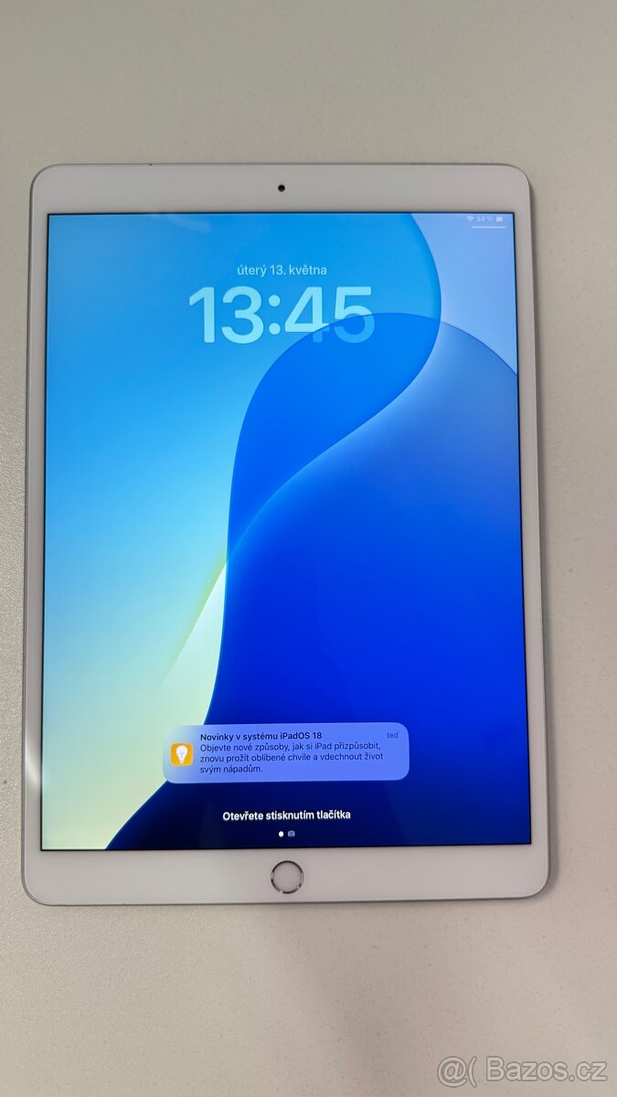 iPad Air 3 64GB Silver na Simku, pěkný stav