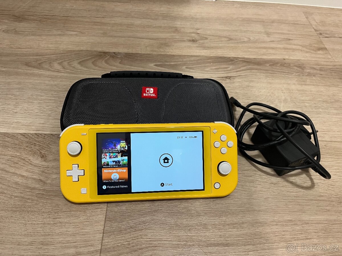 Nintendo Switch Lite – žlutý, perfektní stav, záruka 10/25