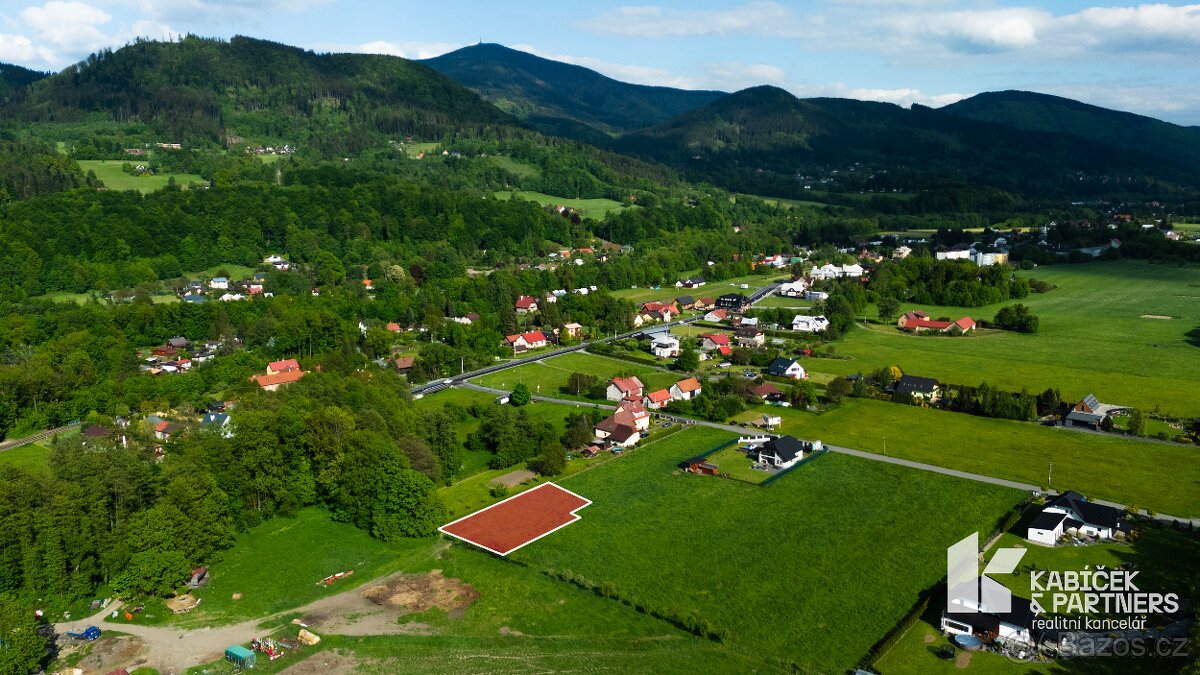Prodej stavebního pozemku 1324 m2 Ostravice