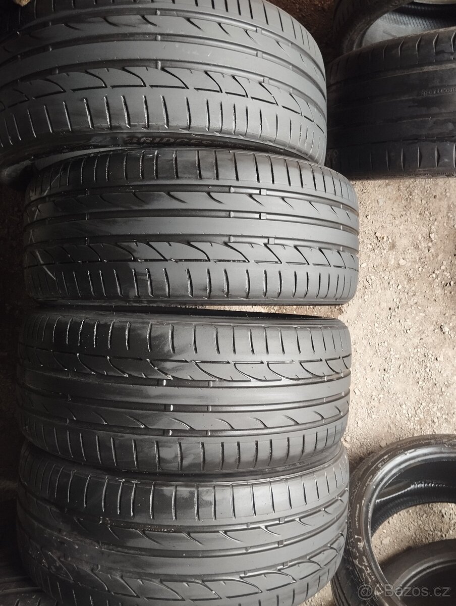 235/40/19 96w Bridgestone - letní pneu 4ks