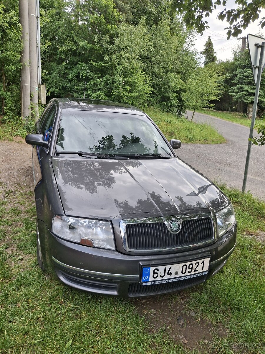 Škoda Superb 1