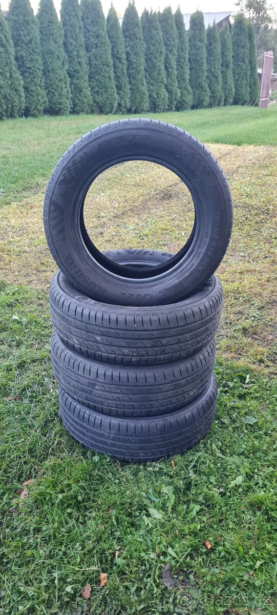 Prodám 4x letní pneumatiky Kumho Ecsta 205/60 R 16