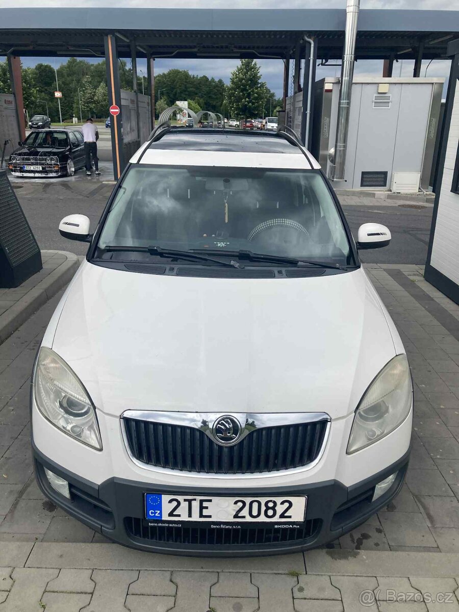 Škoda Roomster Scout