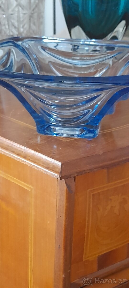 Skleněná mísa Václav Hanuš, draperie