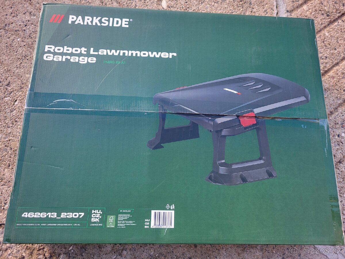 Parkside Garáž pro robotickou sekačku