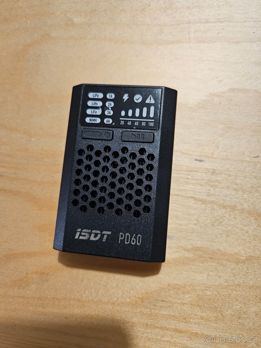 Prodám USB nabíječku pro S1-S4 iSDT PD60