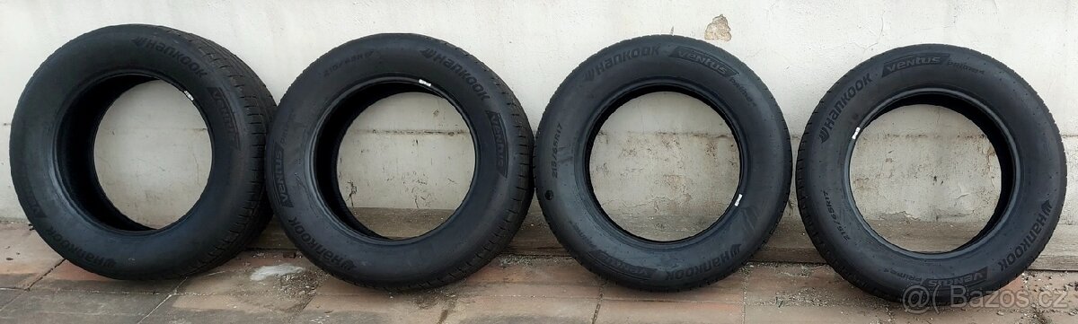 Letní pneu 215x65 R17