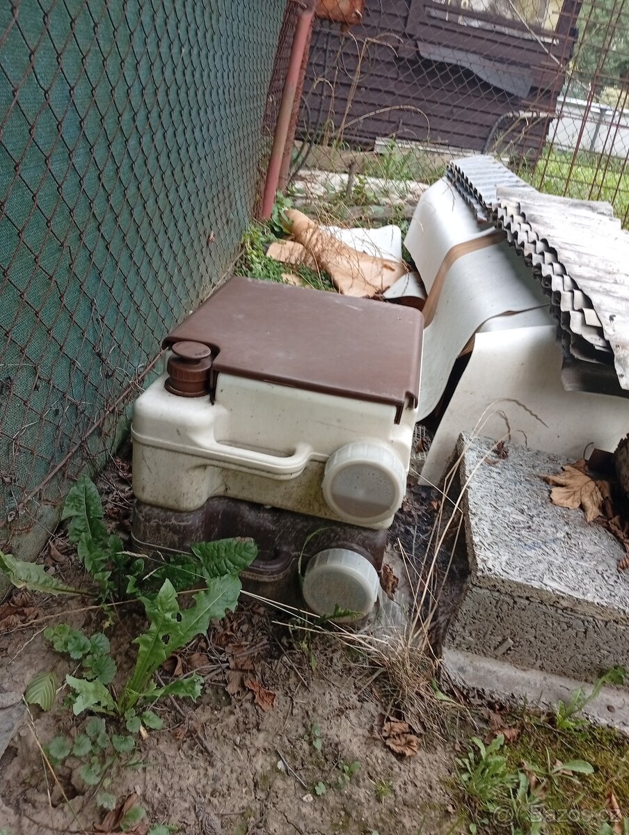 Suché WC