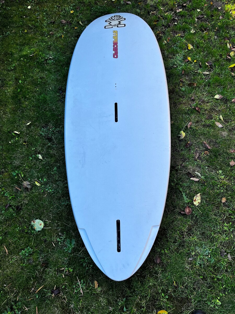 Windsurfing Plovák