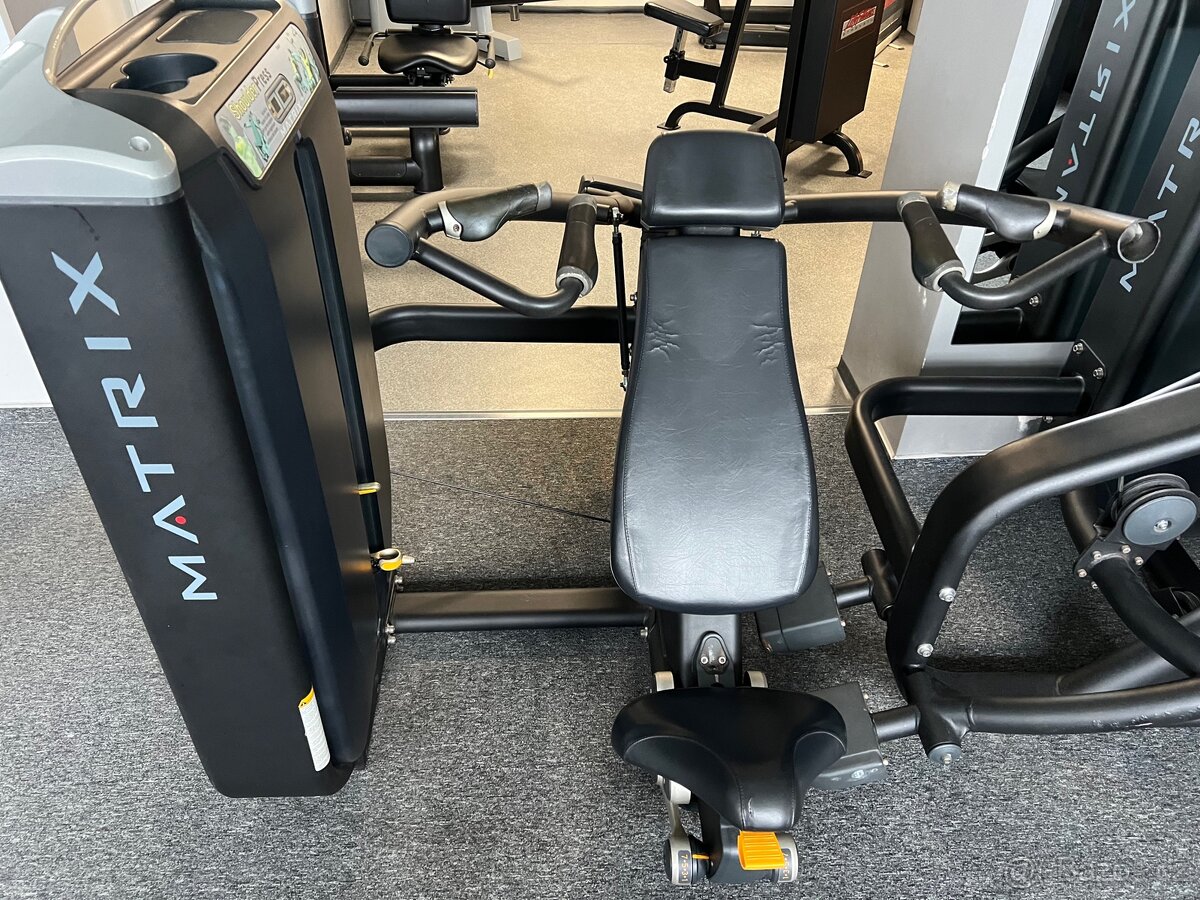 Matrix Shoulder press (ramena)