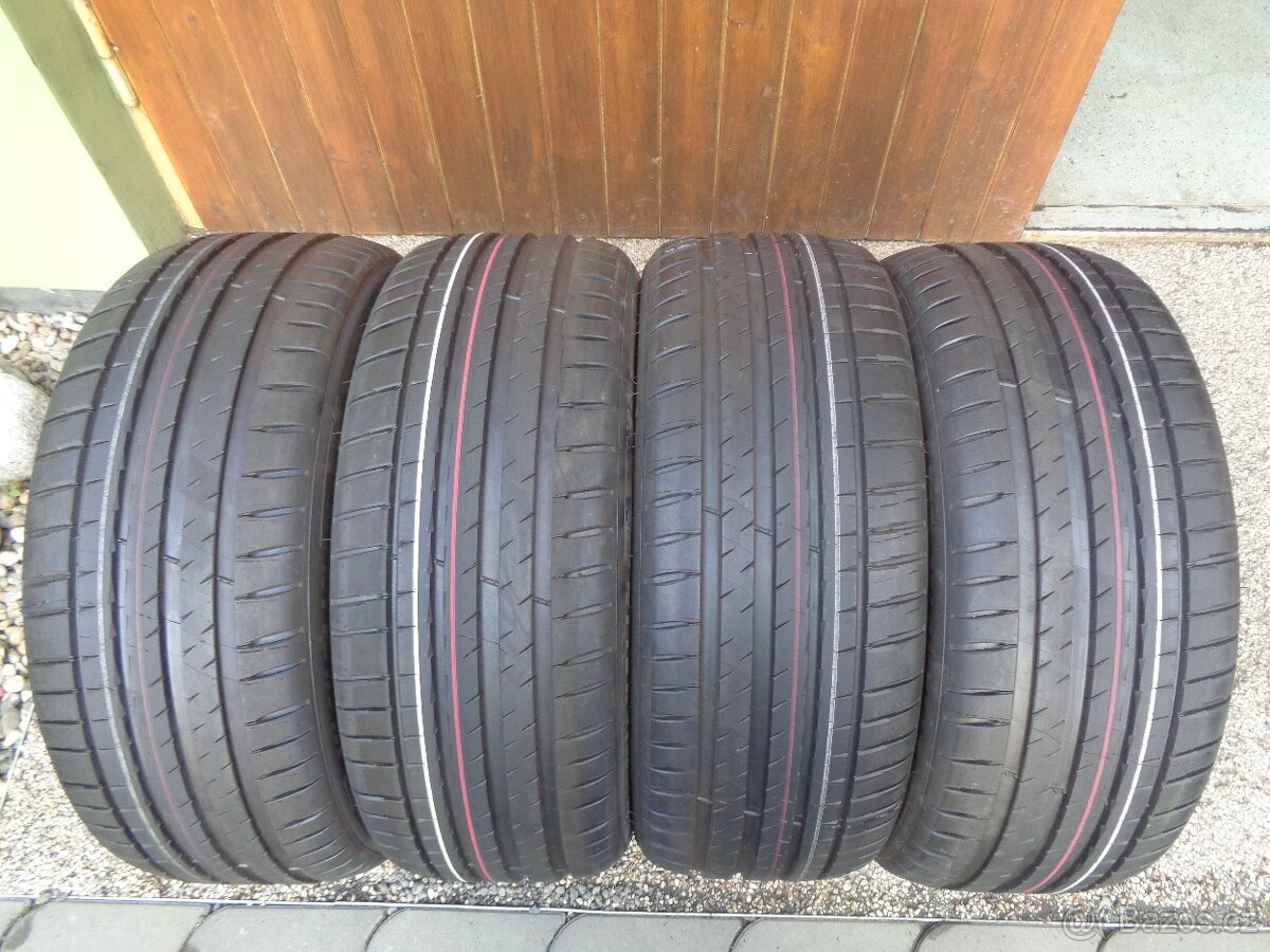 Letní pneu 225/45/19 Michelin - Nové
