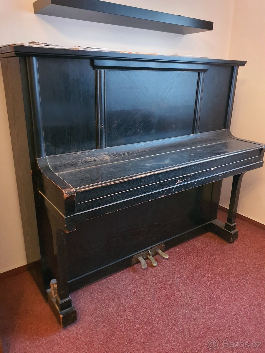 Pianino Petrof na prodej
