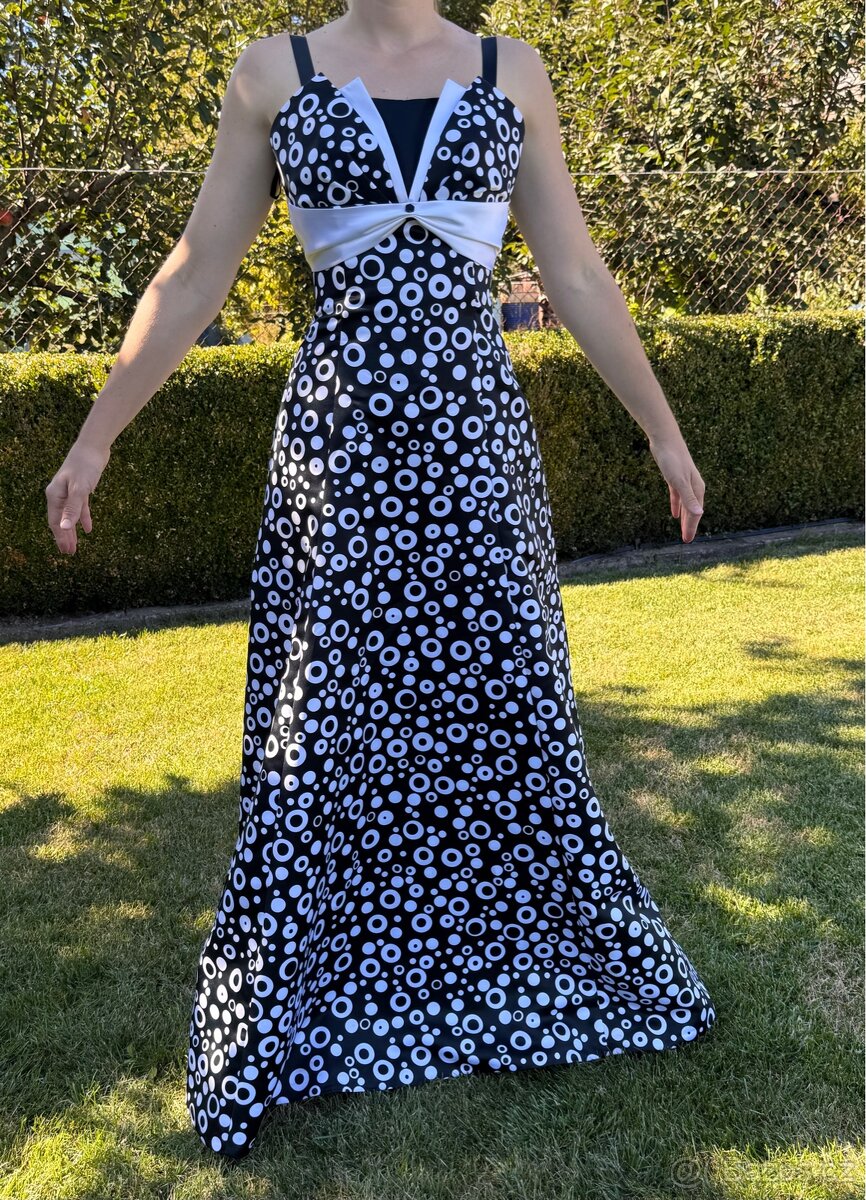 Šaty společenské/ na taneční/prodlouženou/ples