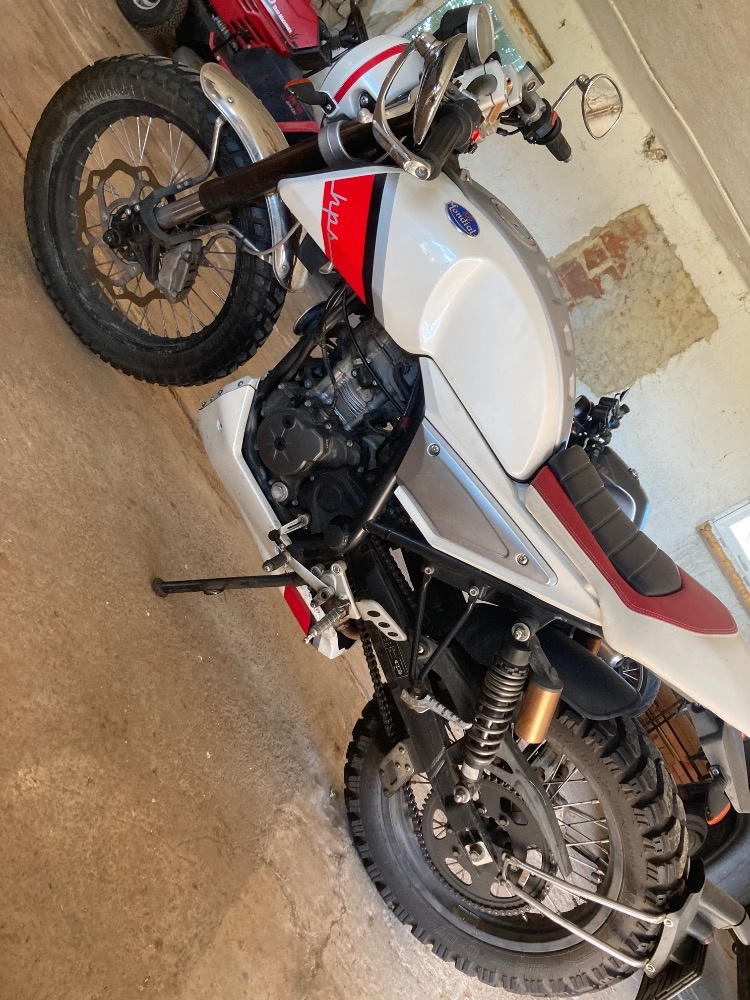 Prodám Mondial Hipster 125