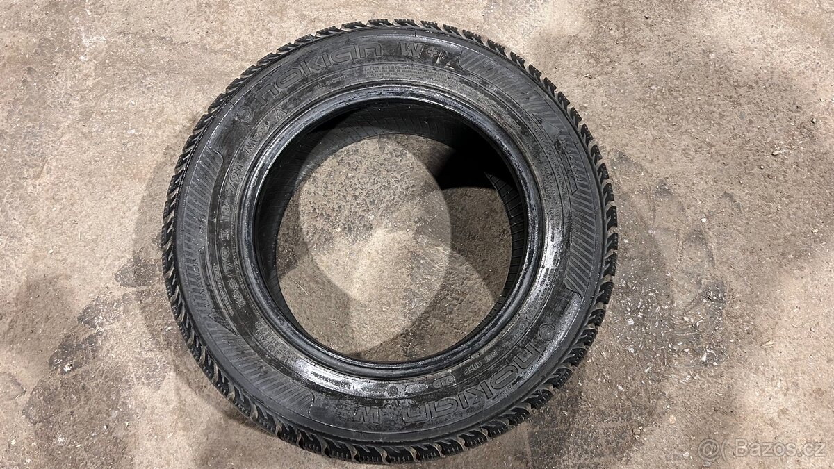 Zimní pneu 165/70 r13 79T