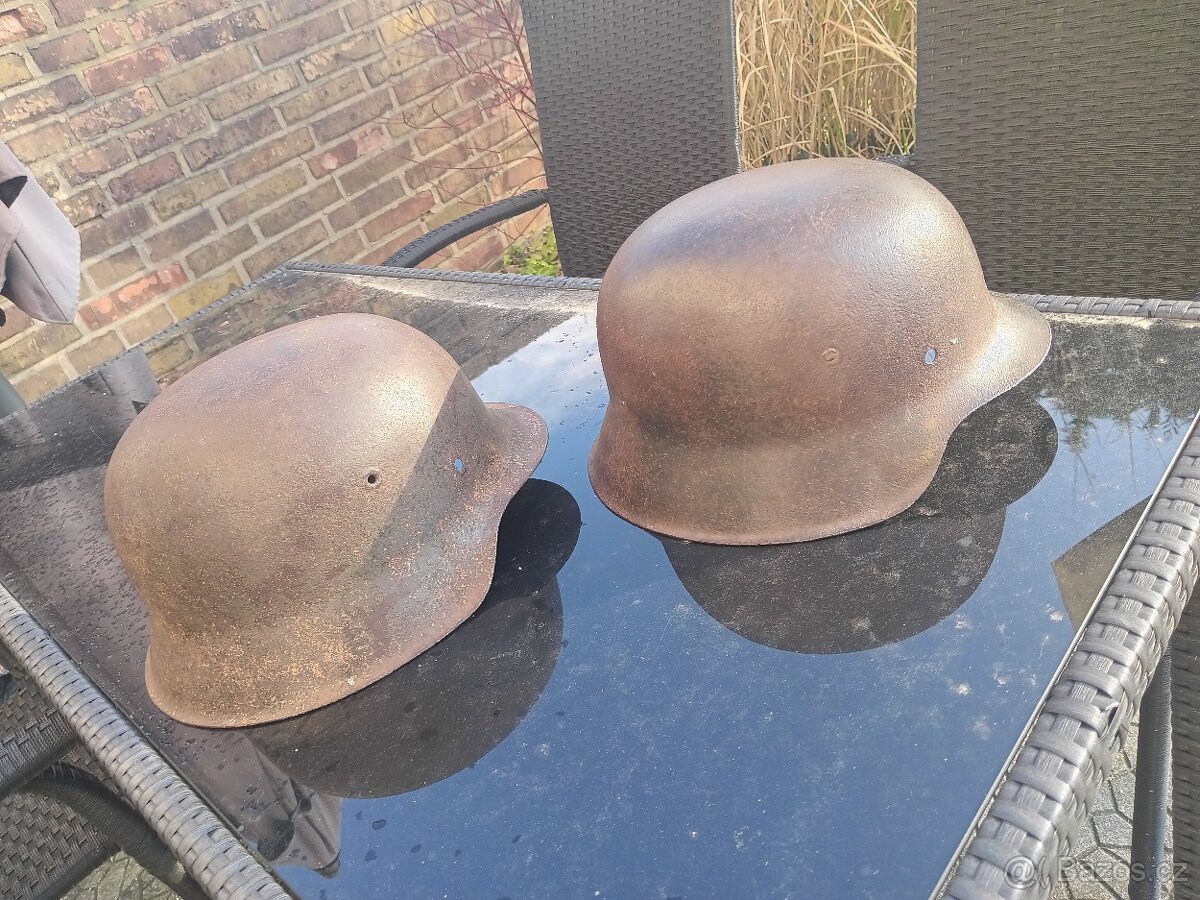 Německá helma M42 originál 2 ks