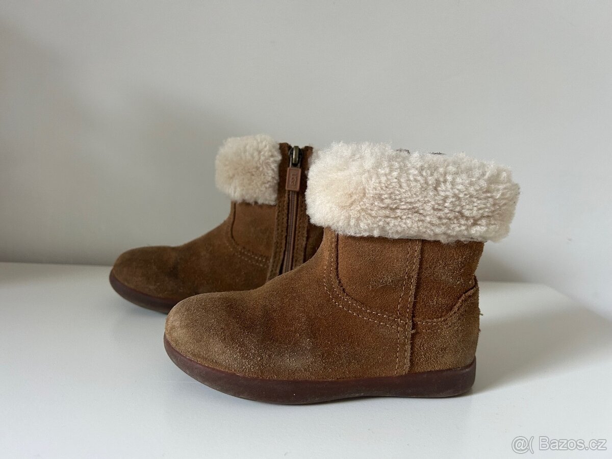 zimni boty UGG