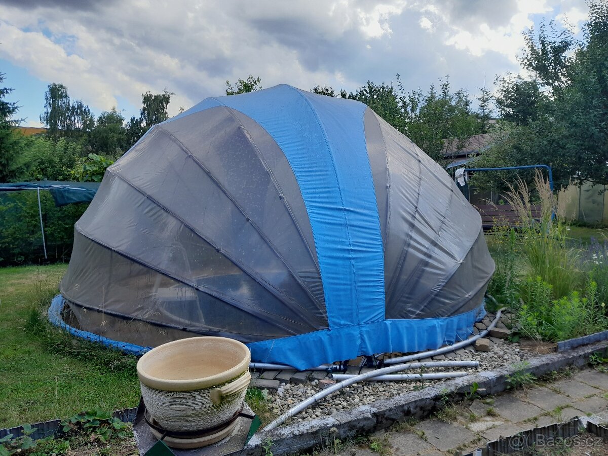 Zastřešení bazénu
