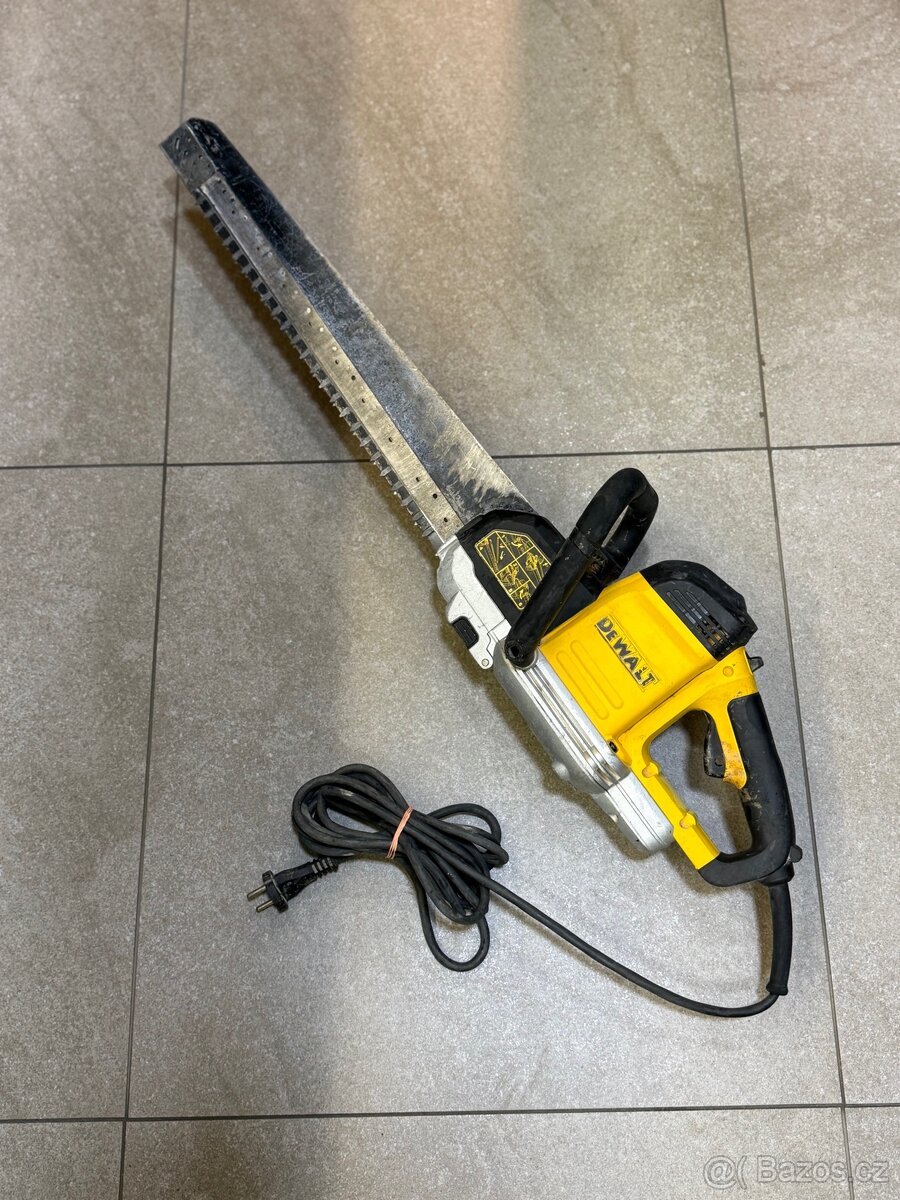 Dewalt elek. pila DWE398