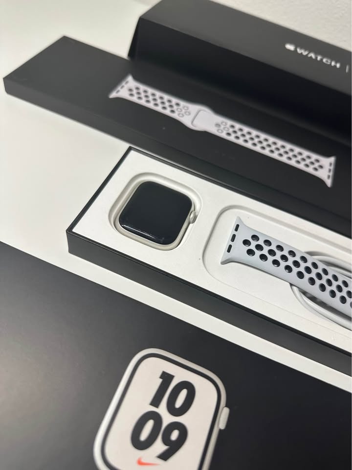 Apple watch S7 Nike edition 41mm, cellular