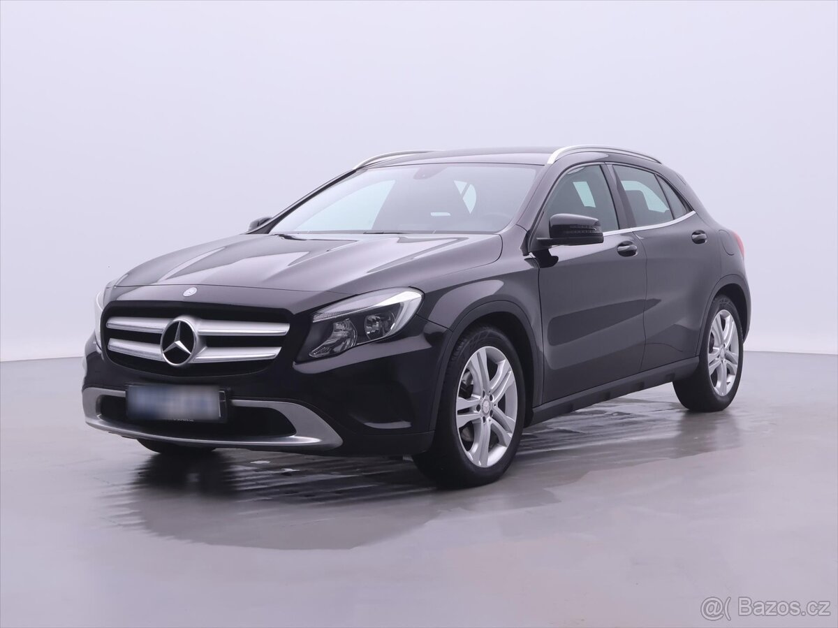 Mercedes-Benz GLA 2,1 GLA 200 d Urban (2014)