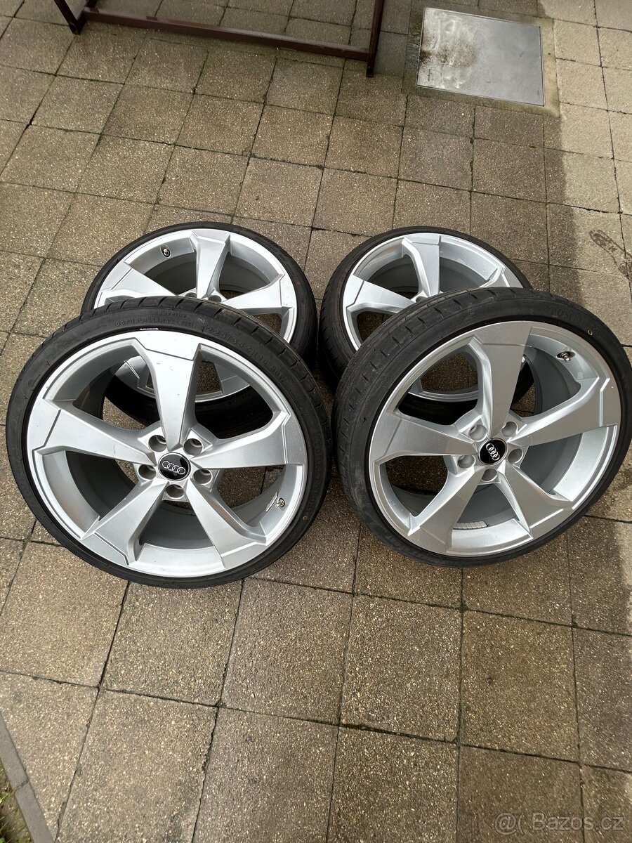 Litá kola Audi Rotor R19