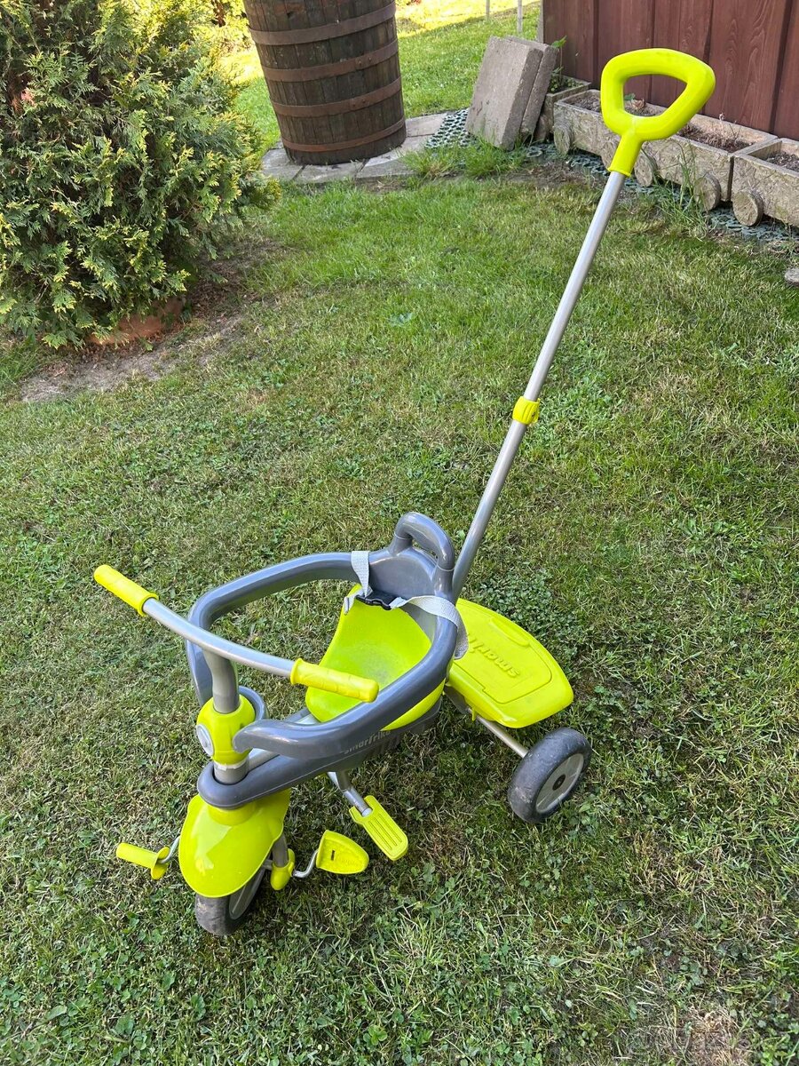 Tříkolka s vodící tyčí
