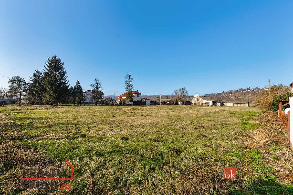 Prodej, pozemky/bydlení, 1324 m2, Na Benátkách 10, 25231 Vše