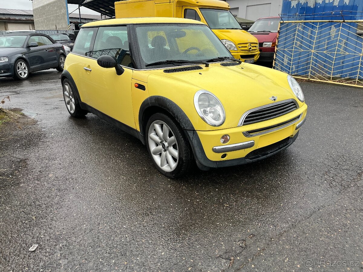 Mini Cooper 1.6 85 kW PANORAMA STŘECHA
