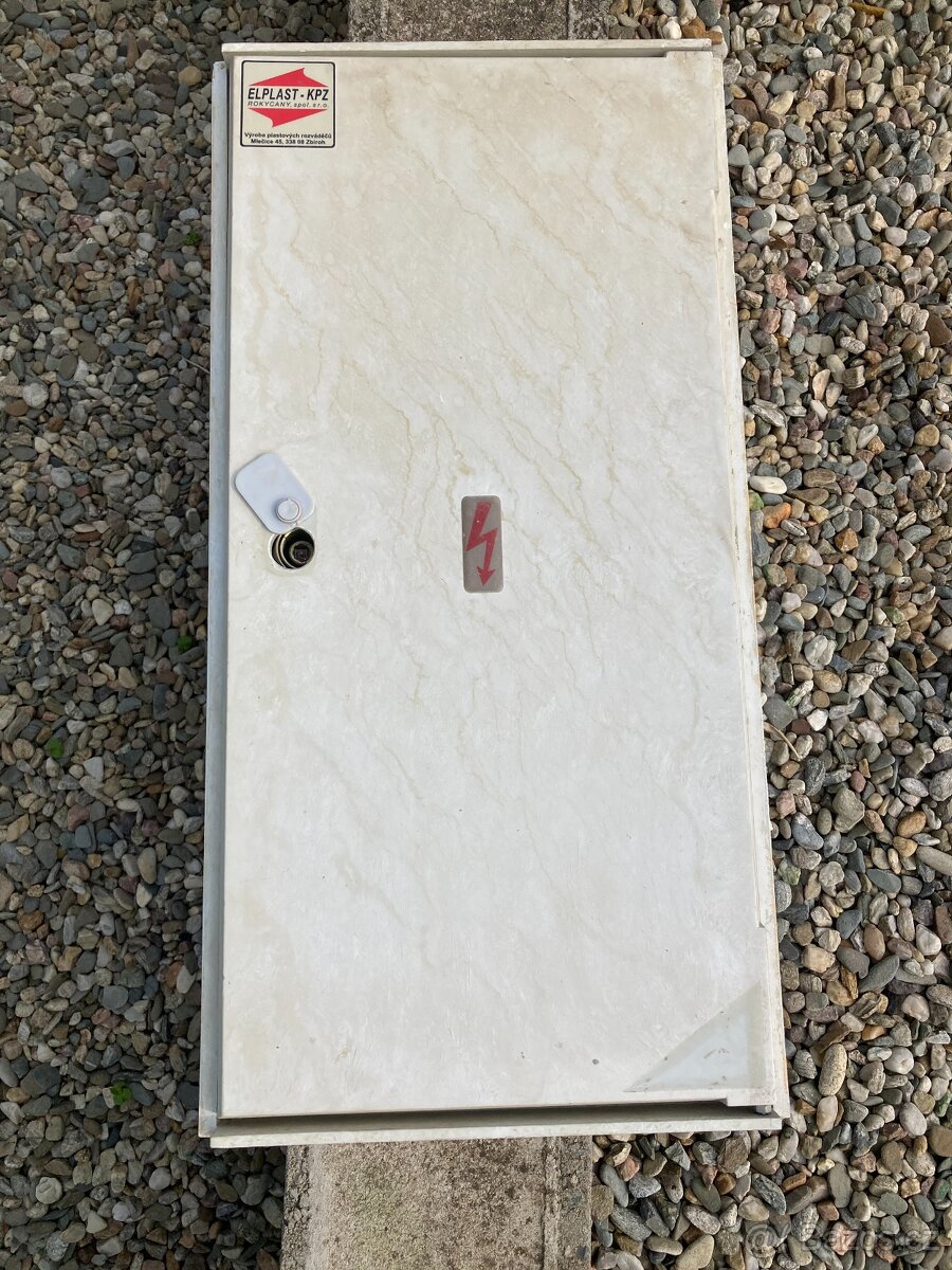 Elektroměrový rozvaděč 400/230V jednosazový