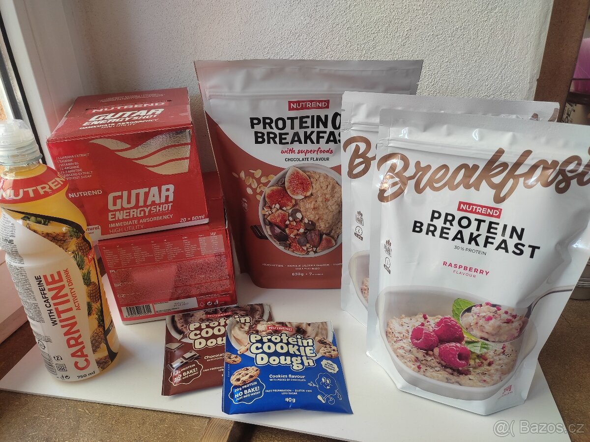 Nutrend energy drinky pro sportovce, elektrolyty, snídaně s