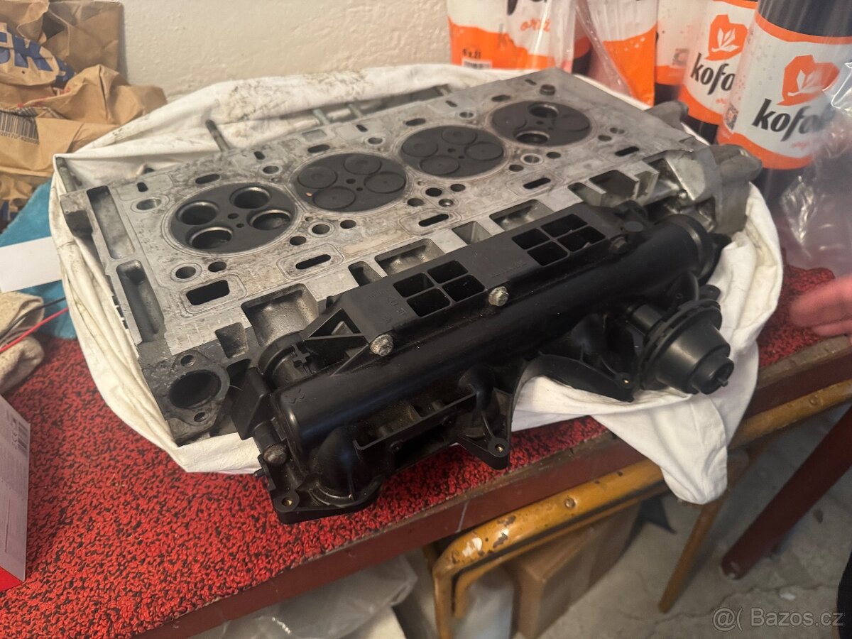 Hlava válců Renault Vel Satis 2.2 dCi G9T
