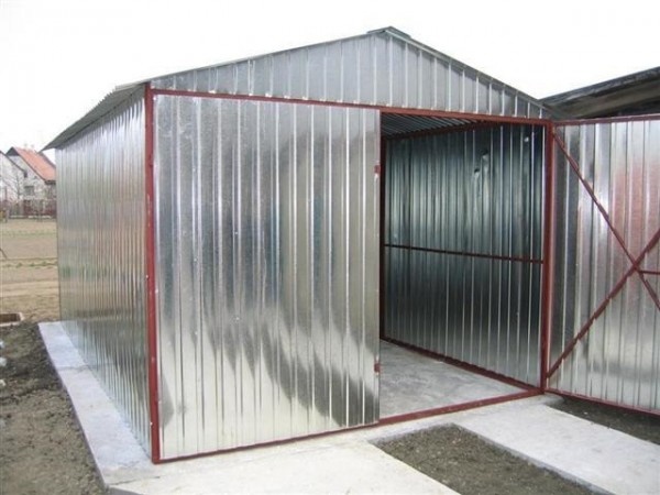 Plechová Garáž 5x3m