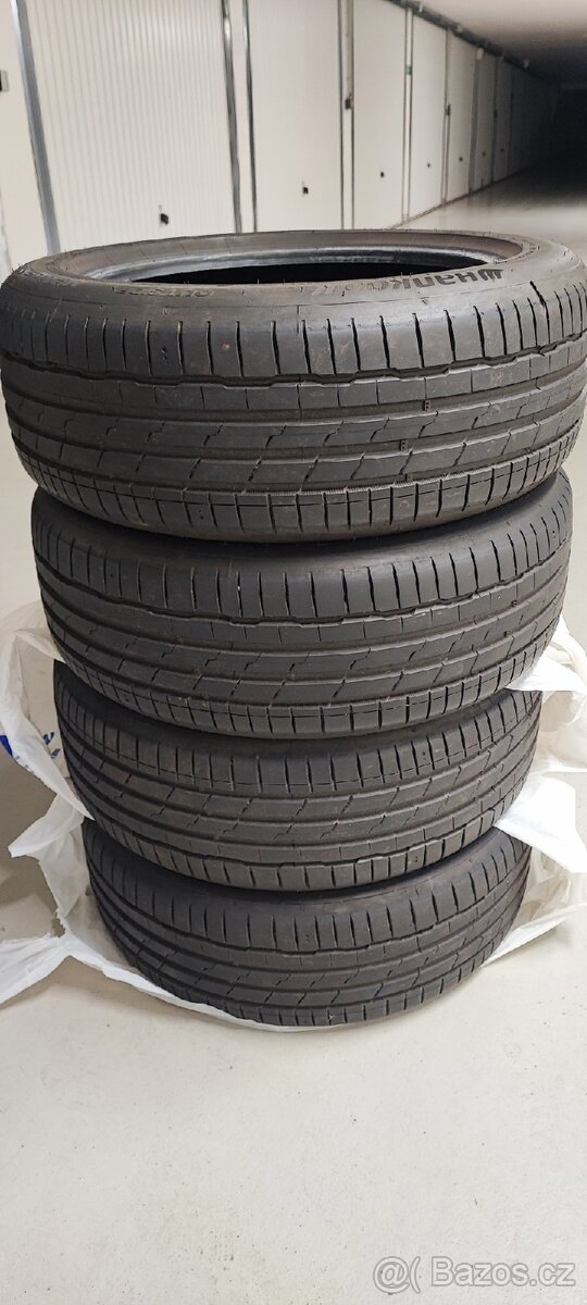 Nové 205/55/17 Hankook ventus S1evo, DOT 2824.